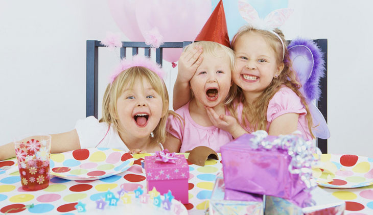 Что подарить ребенку на день рождения в 2 года?
